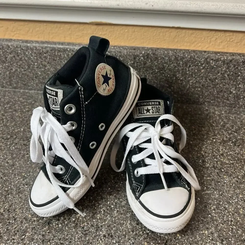 Converse All Star Kid Youth Sz 12 Black Canvas Sneaker Lace Up Mid Padded Tongue